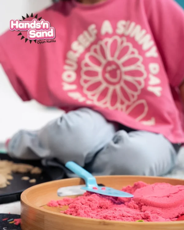 Playever Hands'n Sand Natural Kinetic Play Sand 500g - Pink - Image 6
