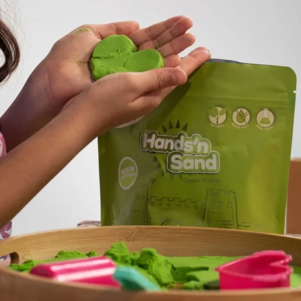 Playever Hands in Sand Natural Kinetic Play Sand 500 gr - Green - Image 6